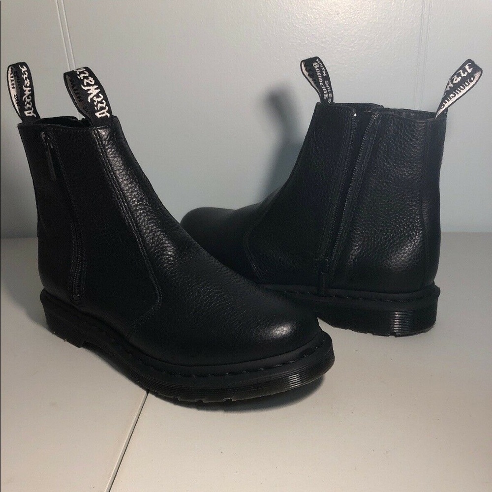 Dr. Martens 2976 Chelsea Boot with Zips